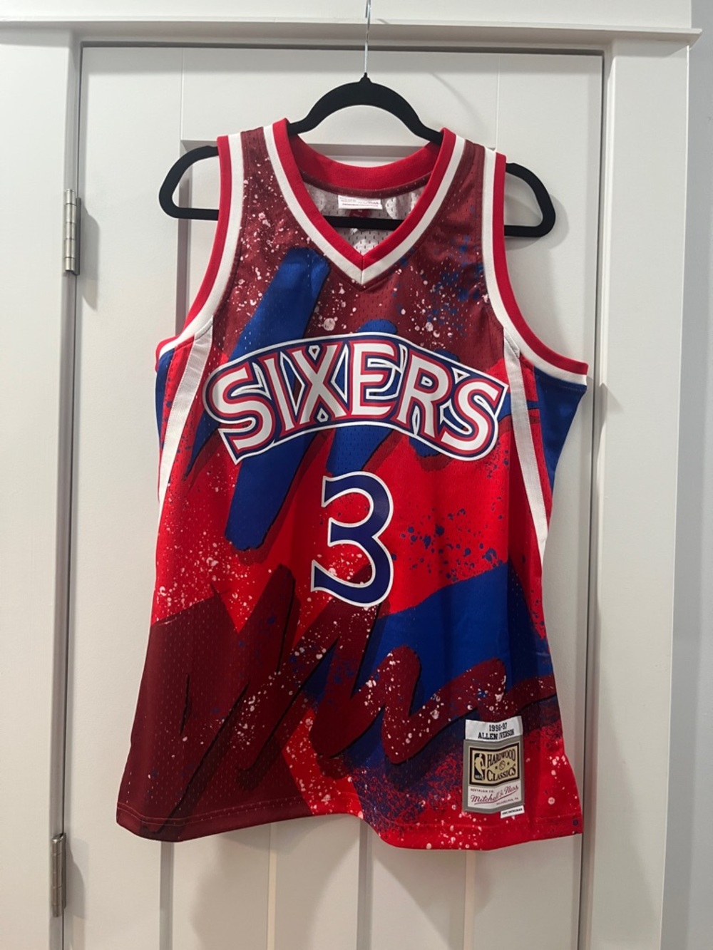 Mitchell & Ness Allen Iverson 1996-1997 Philadelphia 76ers Swingman Jersey Large